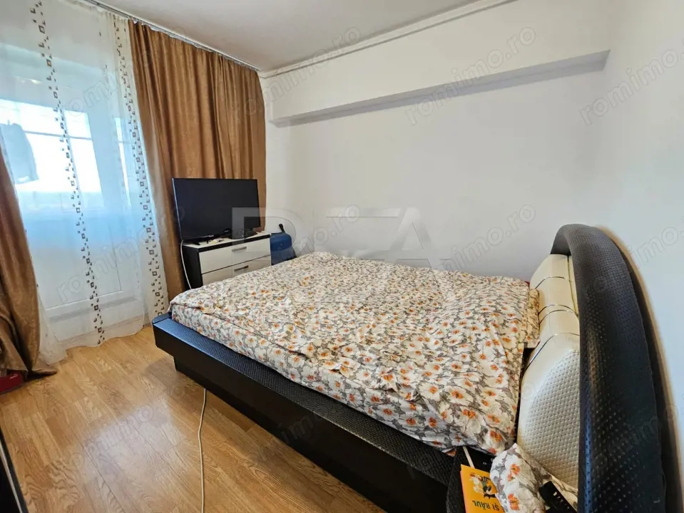 Apartament 3 camere, 70 mp-Bdul Ghencea