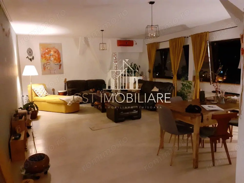 Apartament 3 camere , Torontal