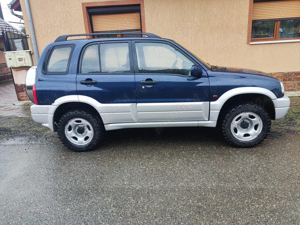 Vând Suzuki Grand Vitara 2.0 Benzină 4x4 Vând Suzuki Grand Vitara 2.0 Benzină 4x4