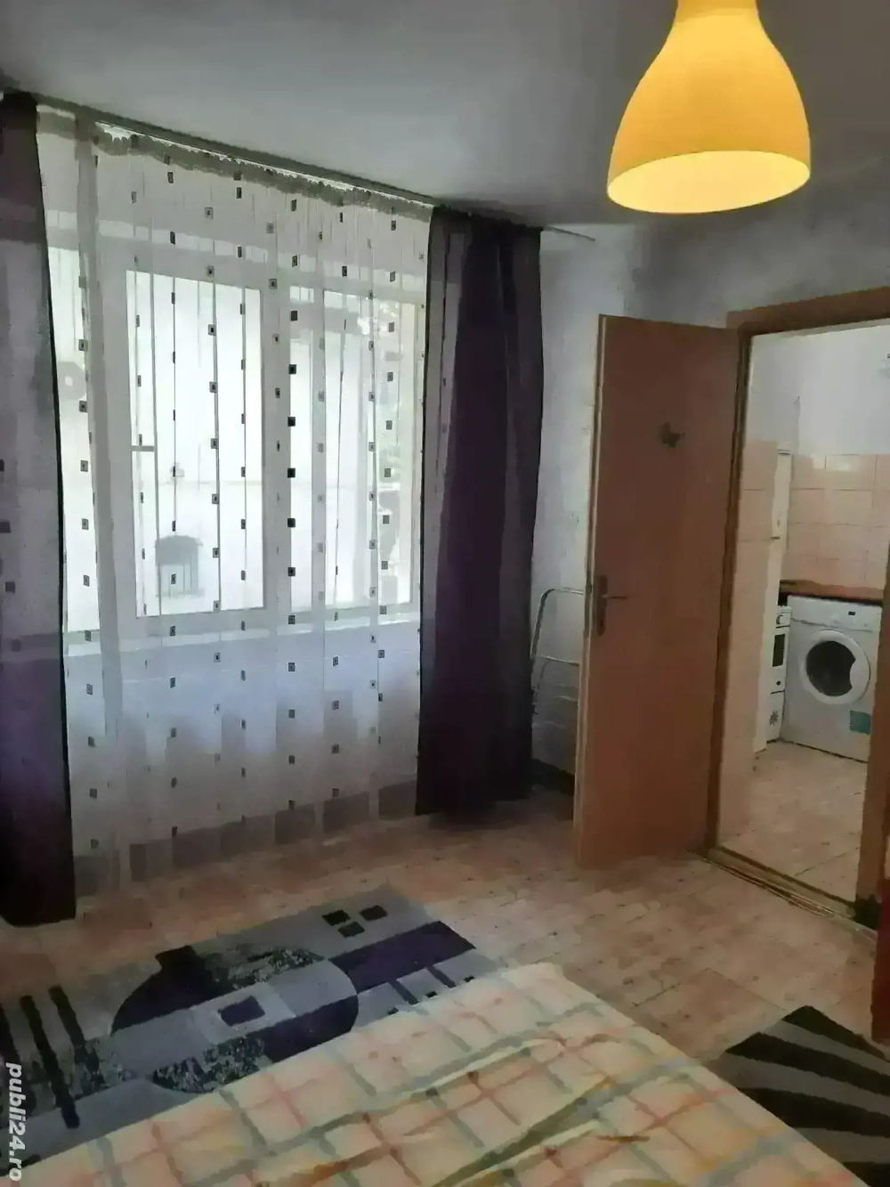 Inchiriez garsoniera ultracentral parter Pitesti