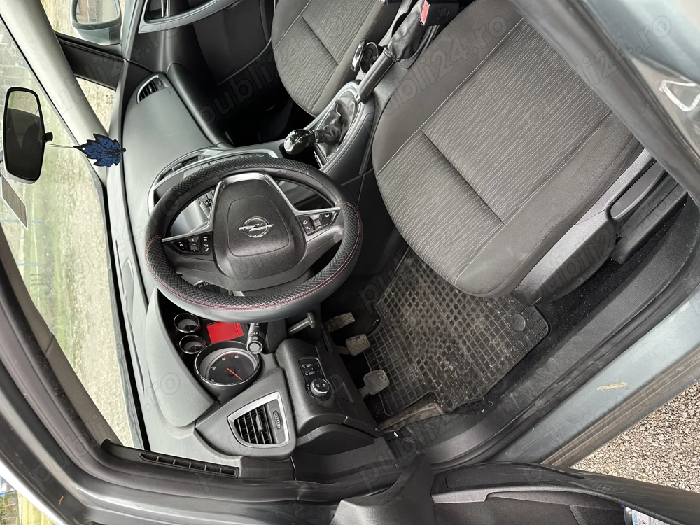 Opel Astra 1.7 Diesel an 2014 Opel Astra 1.7 Diesel an 2014