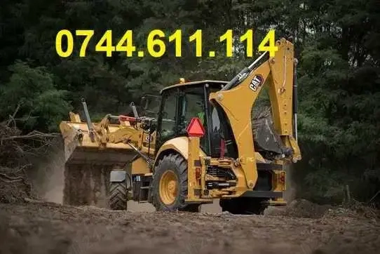 Inchirieri utilaje constructii Buldoexcavator, Camion basculabil