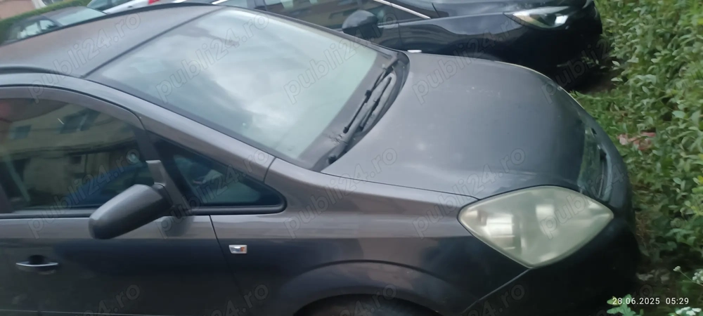 Opel zafira 1.7 2009