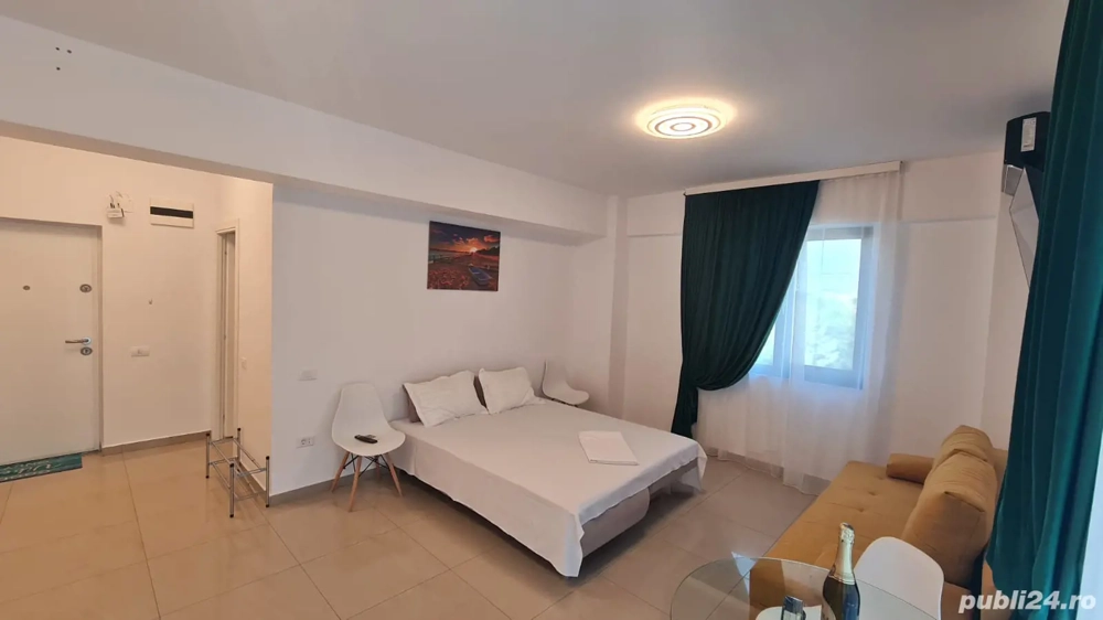 Proprietar vând studio mobilat la cheie în Mamaia Nord 