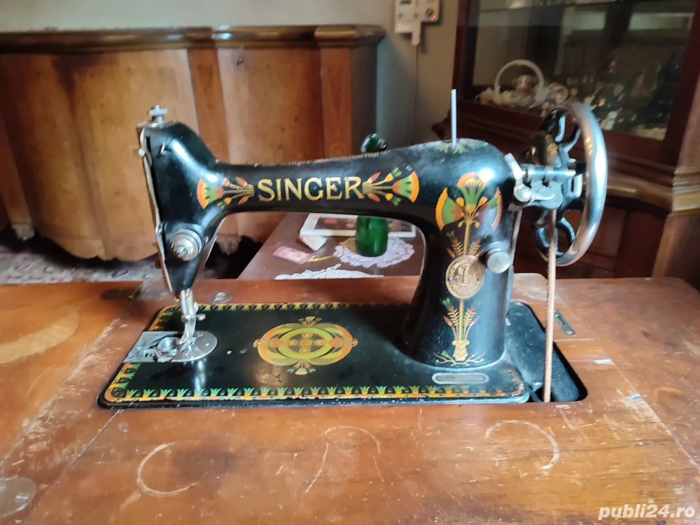 Mașina de cusut Singer 