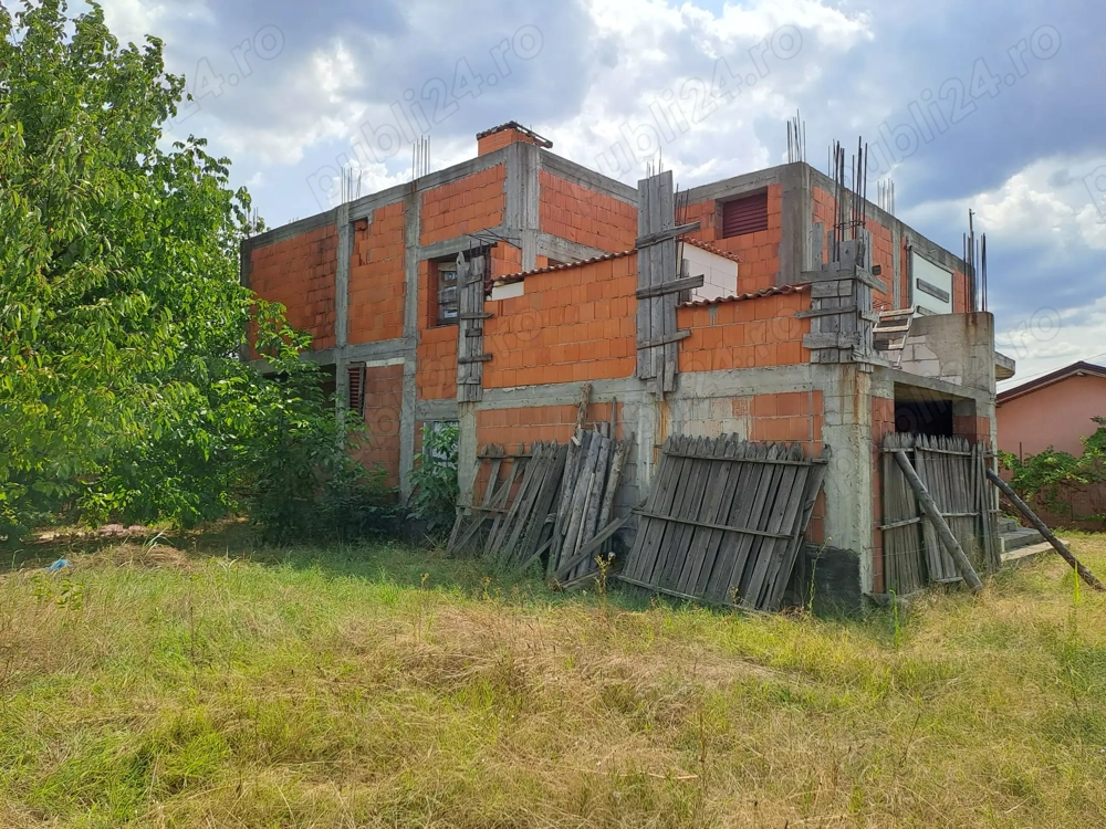 Proprietate de vanzare