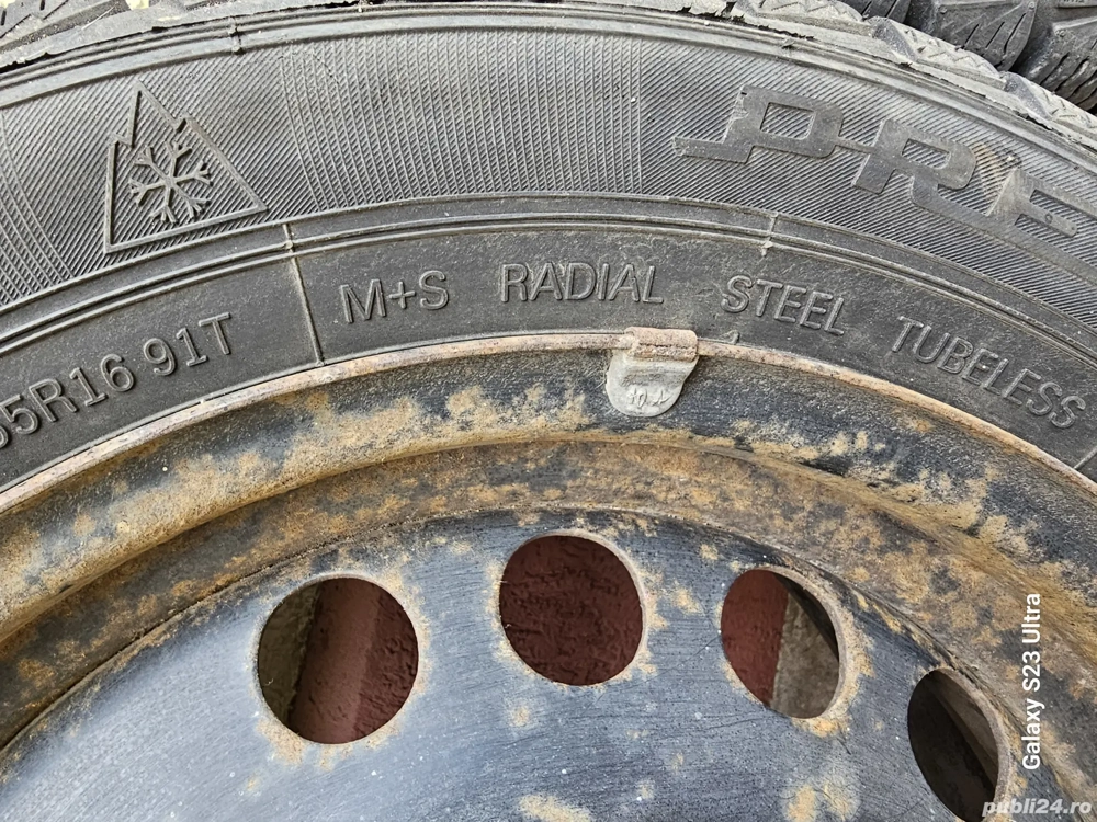 cauciucuri de iarna si jenti de vanzare.