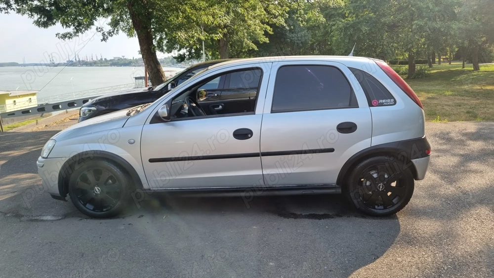 Vând sau schimb Opel corsa c 1.2 benzină 