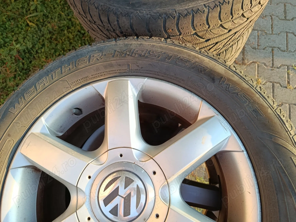 vand 4 roti 5X120 de pe un VW T5