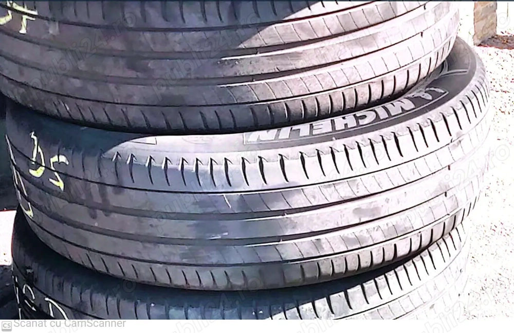 Negociabil. 3 buc. Anvelope vara michelin 215 65 r17 Negociabil. 3 buc. Anvelope vara michelin 215 65 r17