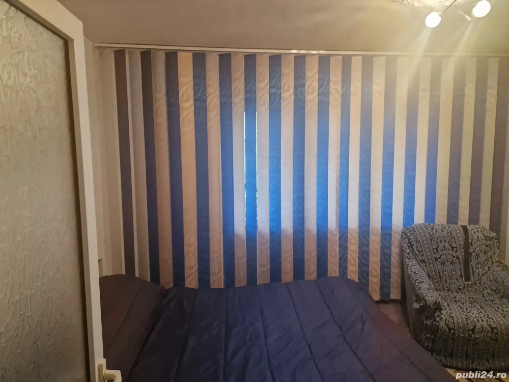 Apartament cu 2 camere,la cheie,decomandat,parter inalt ,centrala,termopane,boxa,uscatorie