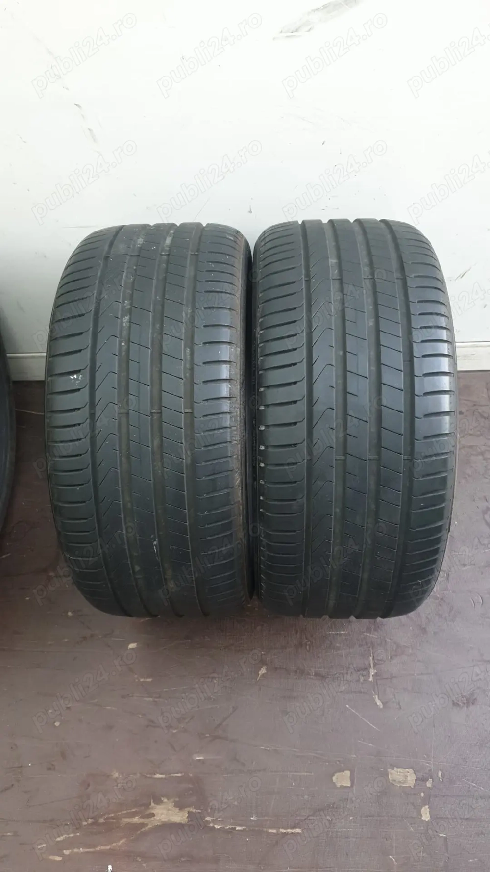2 anvelope vara 275/40/18 Pirelli profil 8 mm