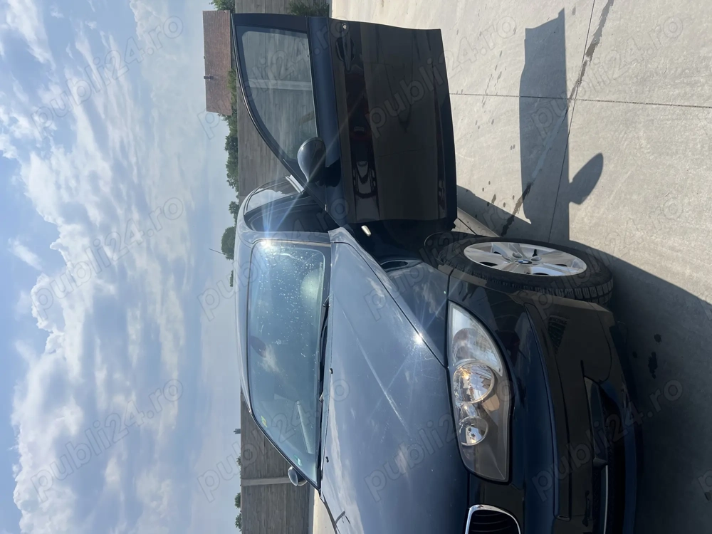 Vând BMW serie 1.18i 2009