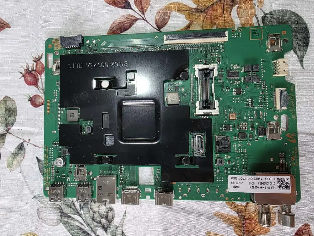 Dezmembrez tv Samsung qe50q67aau