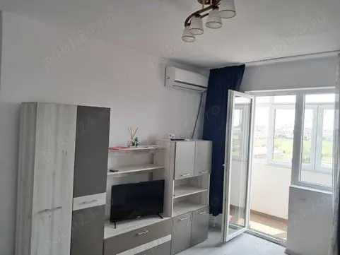 Închiriez garsoniera