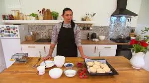 Menajera - Gospodina Harnica - Salary Ecelent