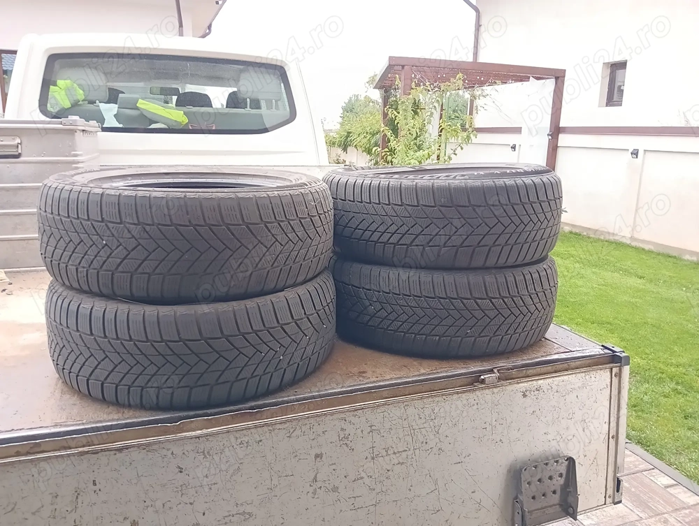 Anvelope de iarna 225/60R17 marca MATADOR