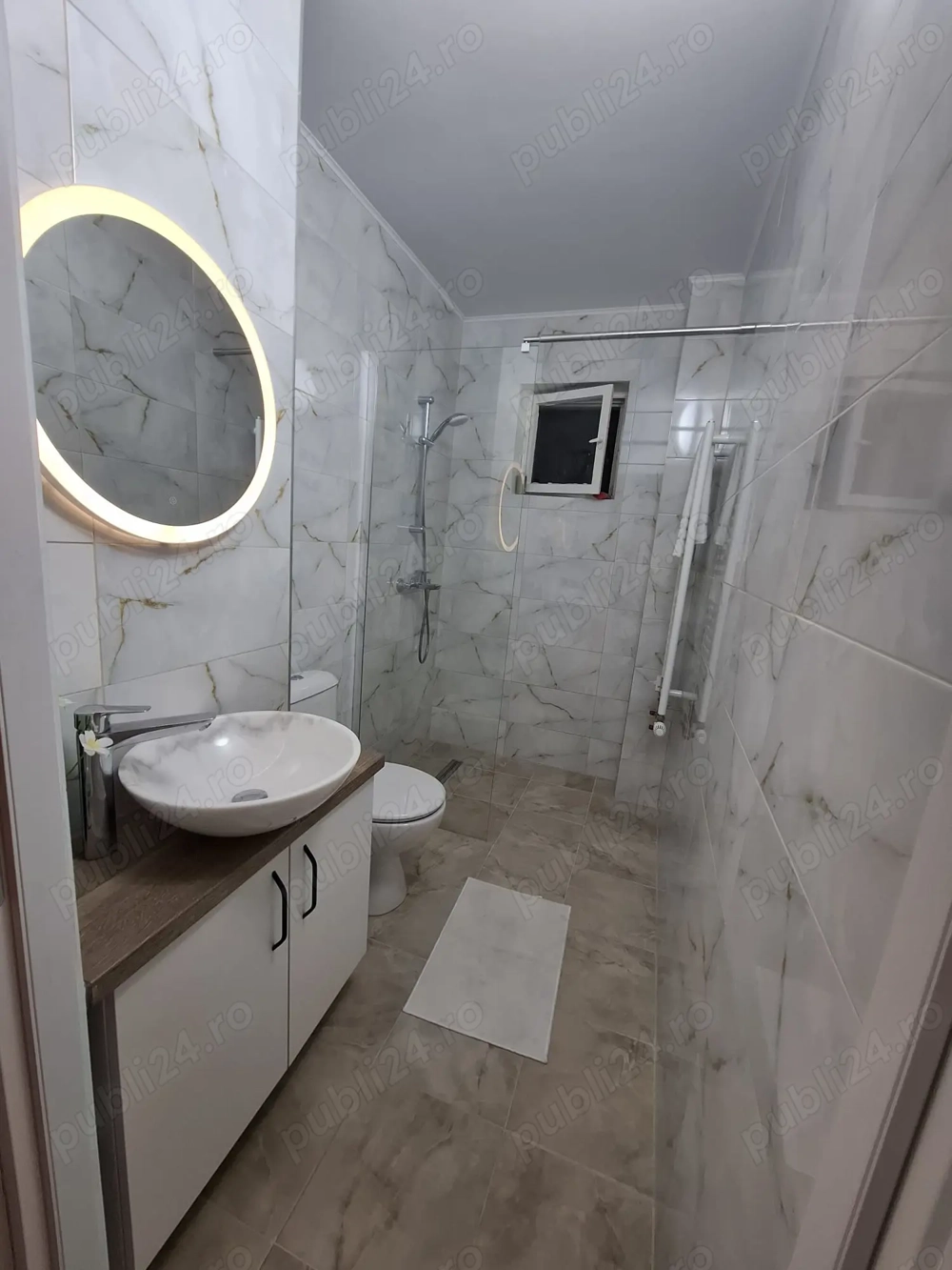 Inchiriez apartament spatios cu o cameră in Oradea, zona Dimitrie Cantemir