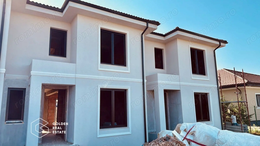 Casă insiruită cu 3 camere - Calea Urseni, Giroc