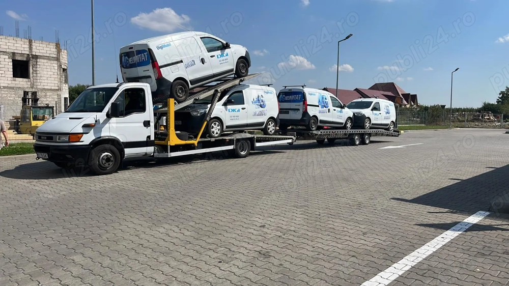 Transport auto pe platforma