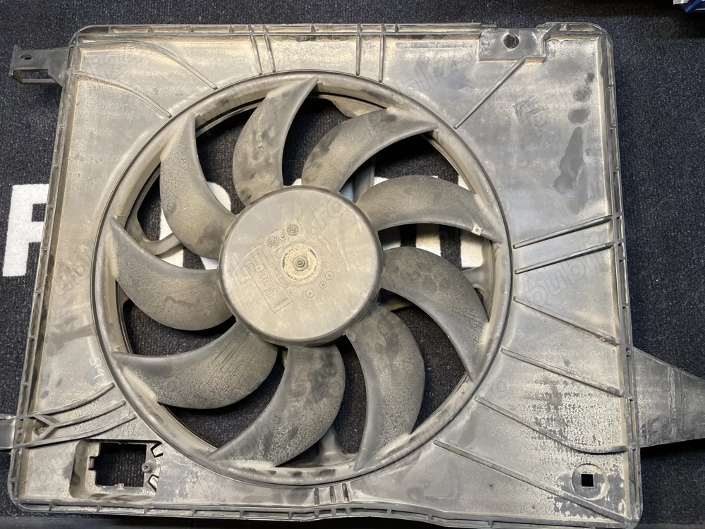 Ventilator nissan qashqai j10 pat.n 5.393.199