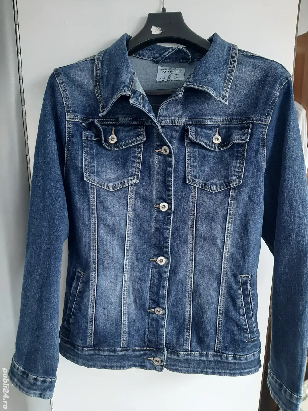 Vand geaca de blugi Denim