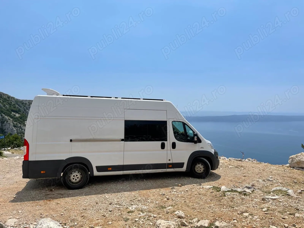 Autorulota Fiat Ducato L5H3 convertit in Stealth Campervan
