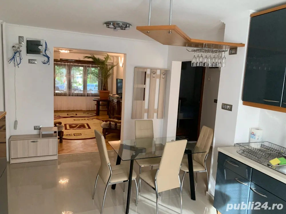 Apartament 3 camere 2 bai , 82 m Sf Apostol Andrei