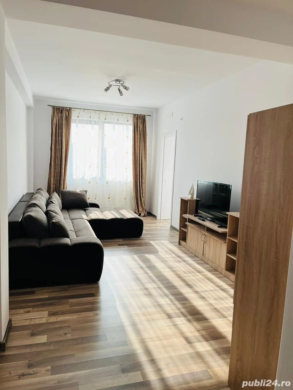 Apartament de închiriat  Apartament de închiriat