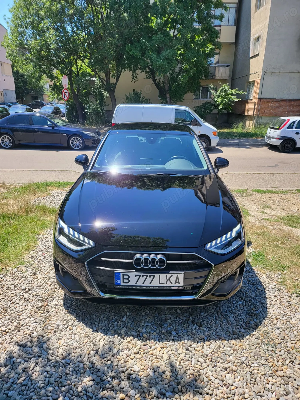 Vând Audi A4  model 2021 