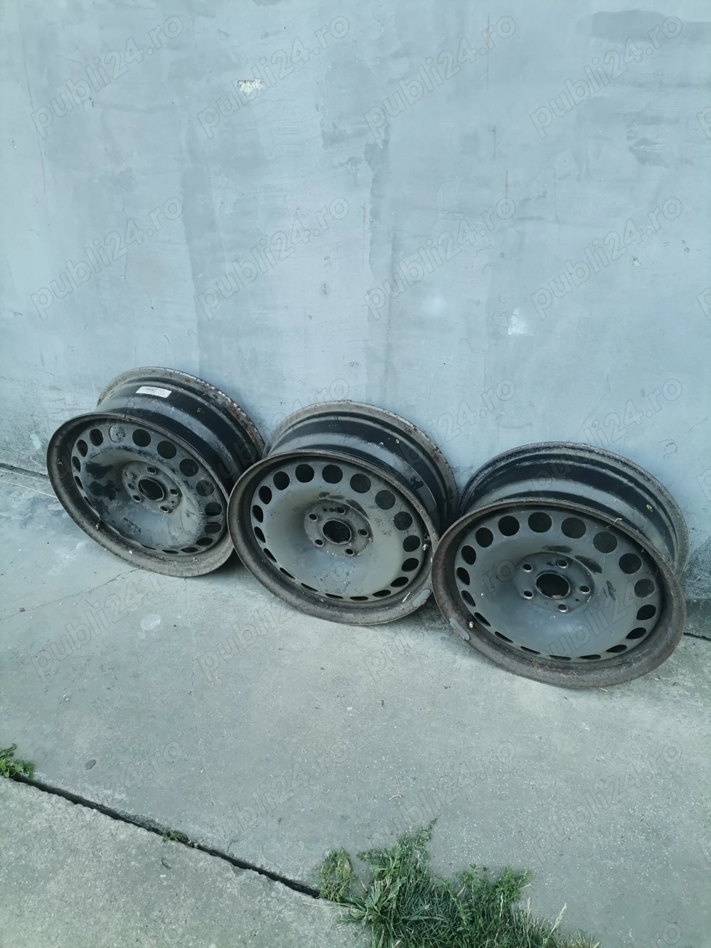 Jante de tabla 16 pentru passat. 