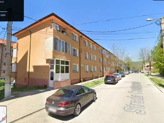 Cota de 1/8 din apartament 3 camere-loc Petrosani, jud. Hunedoara Cota de 1/8 din apartament 3 camere-loc Petrosani, jud. Hunedoara