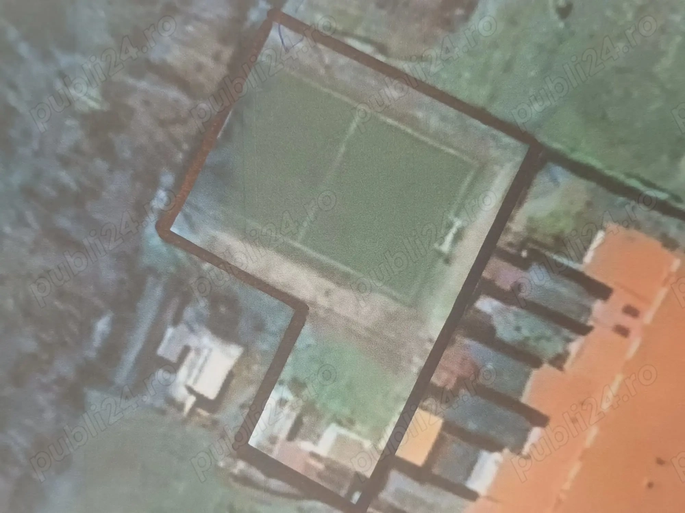 Teren intravilan de vinzare 