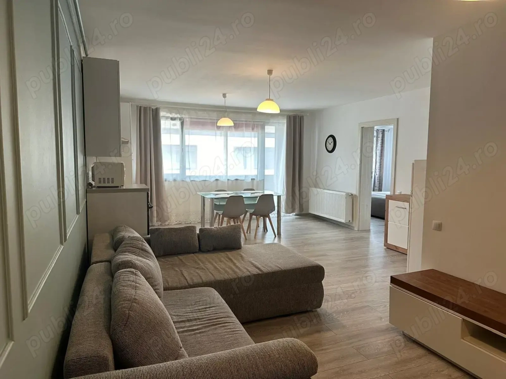 Închiriez apartament 