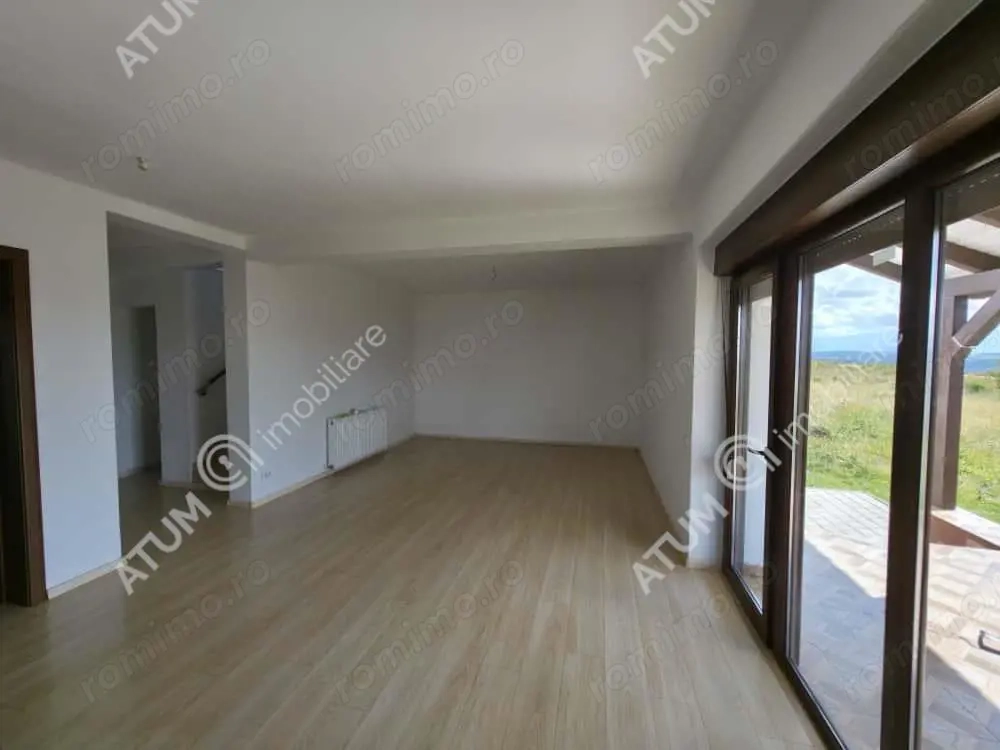 Casa individuala cu 5 camere in Bavaria Sibiu