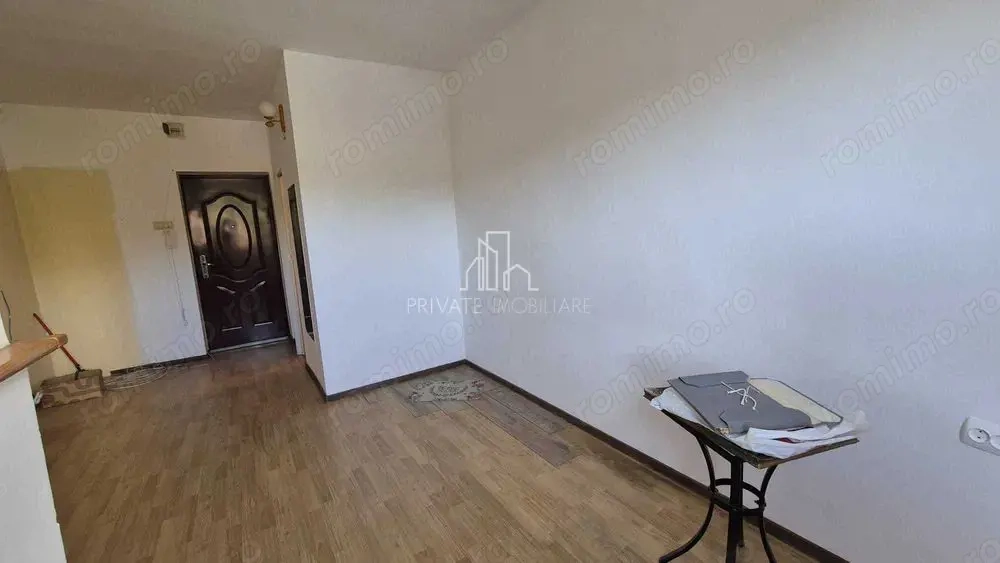 Apartament 1 cameră, etaj2/4,  Zona 7 Noiembrie, UMFST