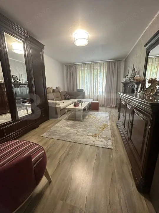 Apartament 3 camere, 67 mp, zona Tudor