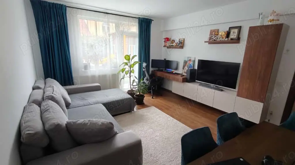 Apartament de vânzare în Apahida 3 camere 77 mp, curte 75 mp 2 parcări