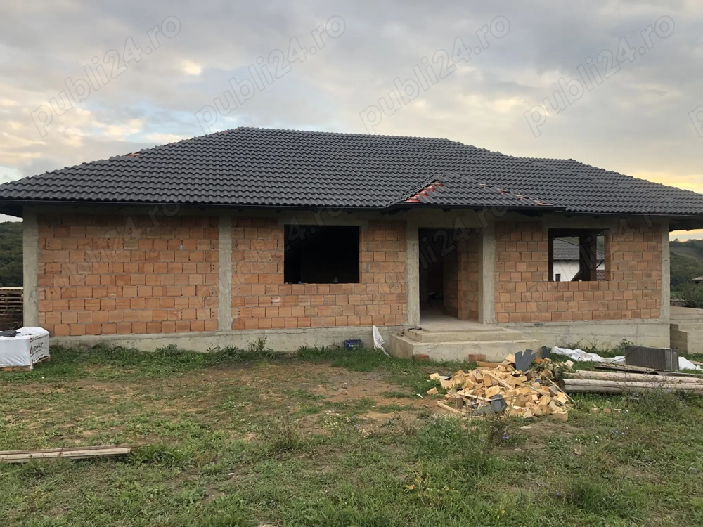 De vanzare casa in Corunca