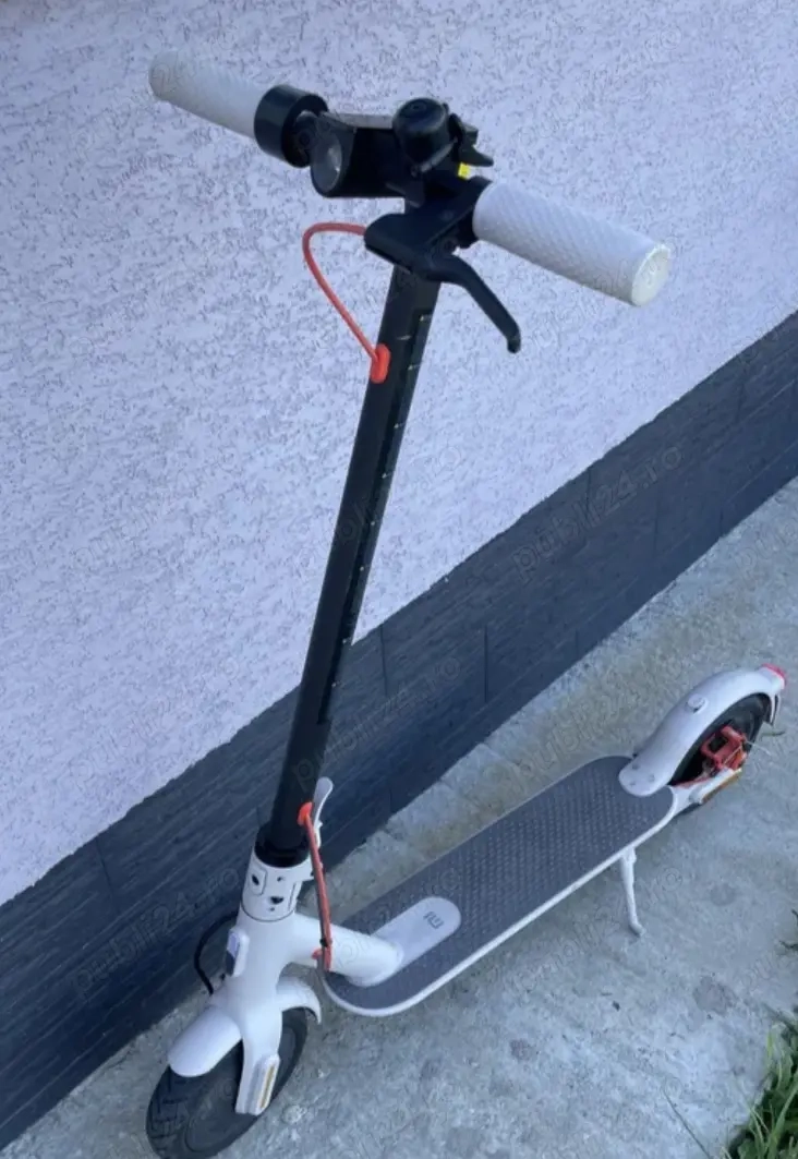 Vand trotineta electrica 