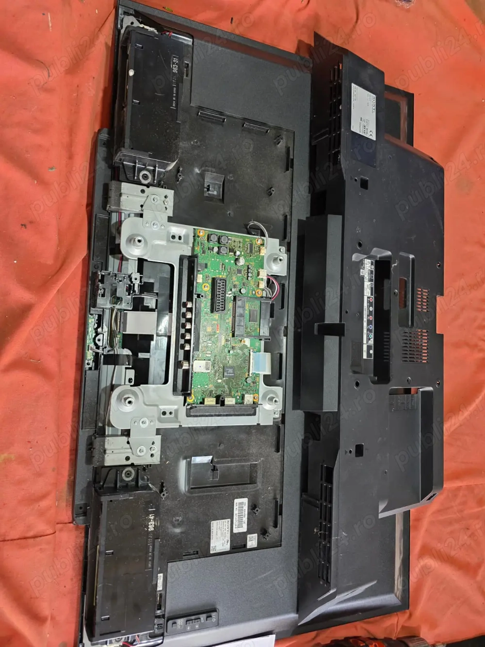 Dezmembrez tv Sony KDL-40r450b