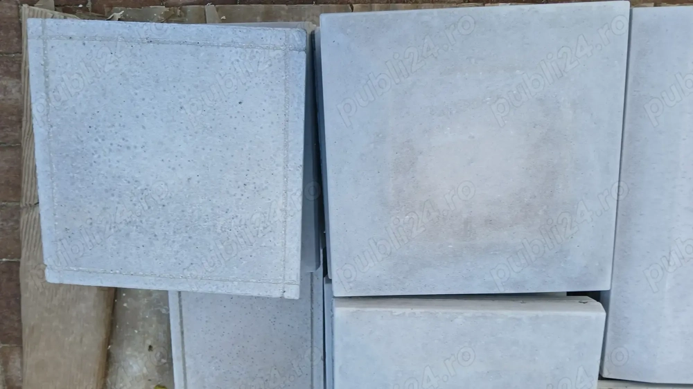 Vând pentru gard și pentru stâlpi capace model LEIER