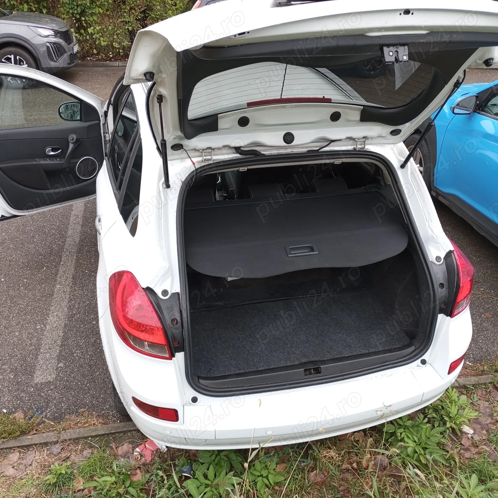 Vânzare autoturism Renault Clio