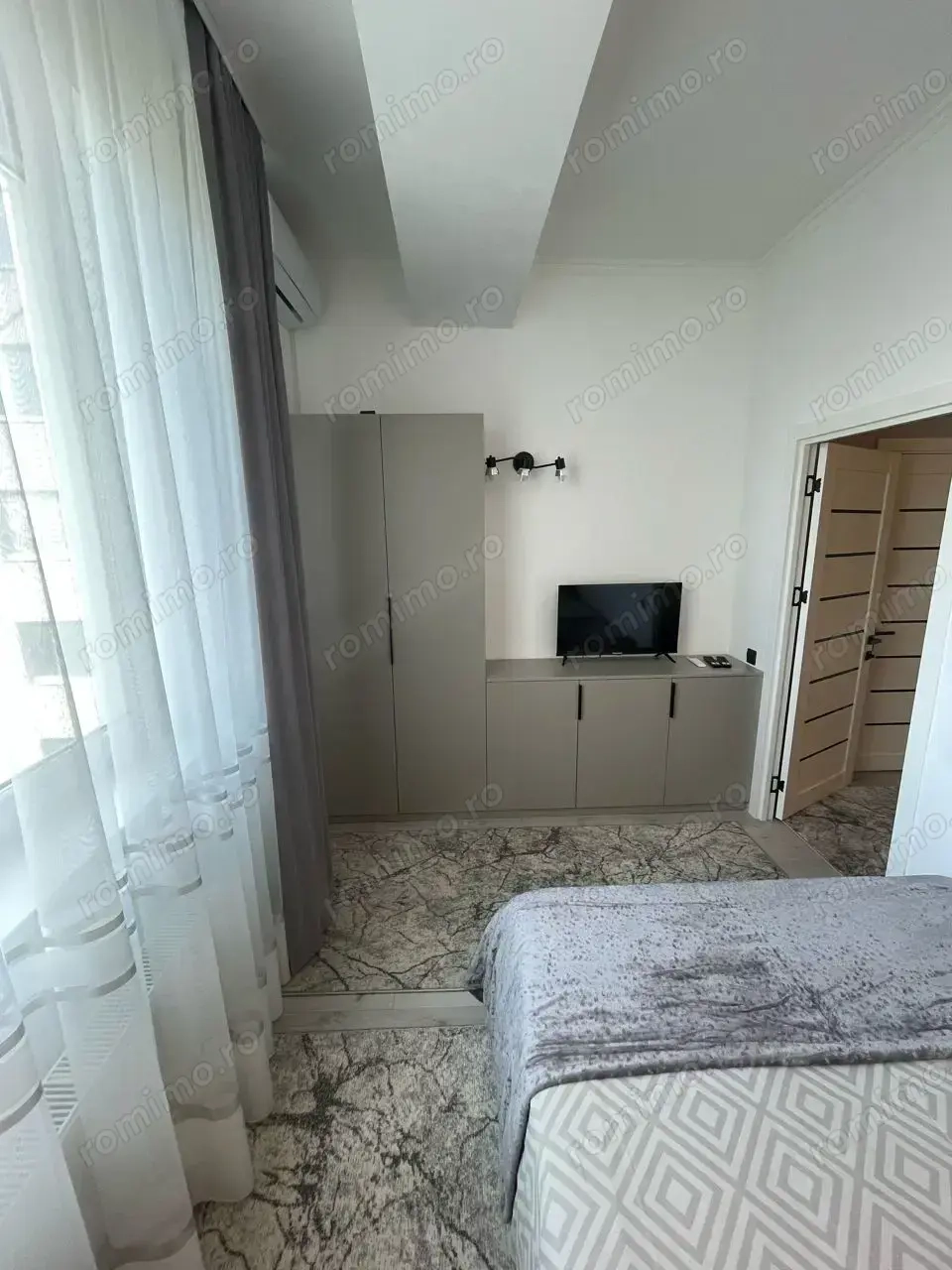 Garsoniera de inchiriat in zona Dristor