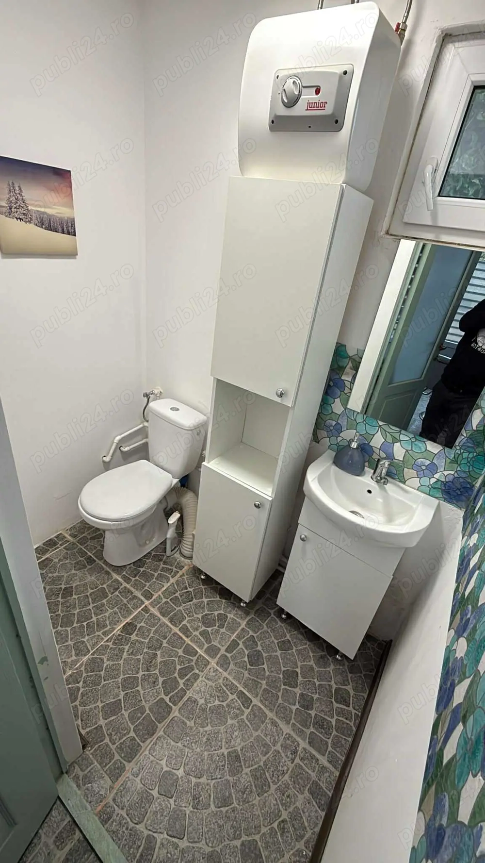 de inchiriat Frizarie lunar sau procent din incasari de inchiriat Frizarie lunar sau procent din incasari