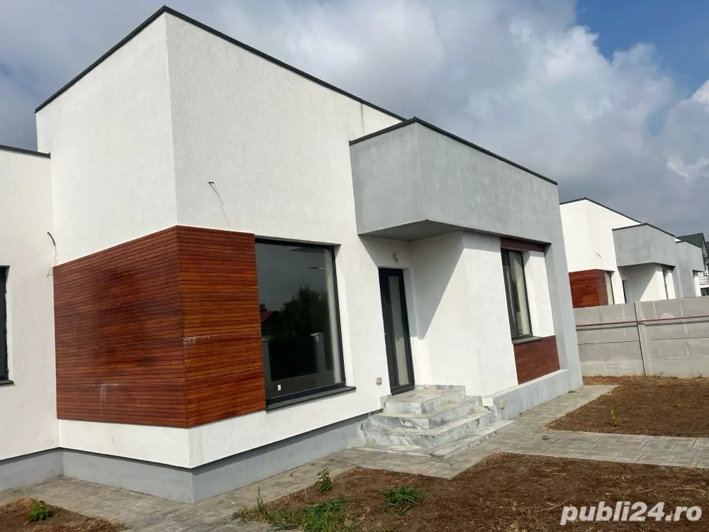 casa la curte in comuna Berceni 