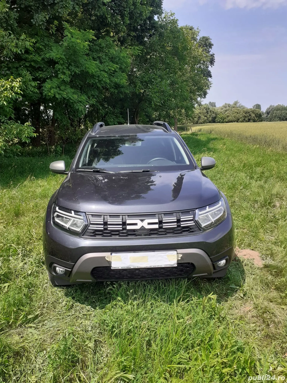 Dacia Duster de garaj cu 5000 Km unic proprietar !! Dacia Duster de garaj cu 5000 Km unic proprietar !!