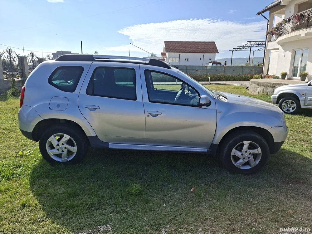 Vând Dacia Duster  Vând Dacia Duster