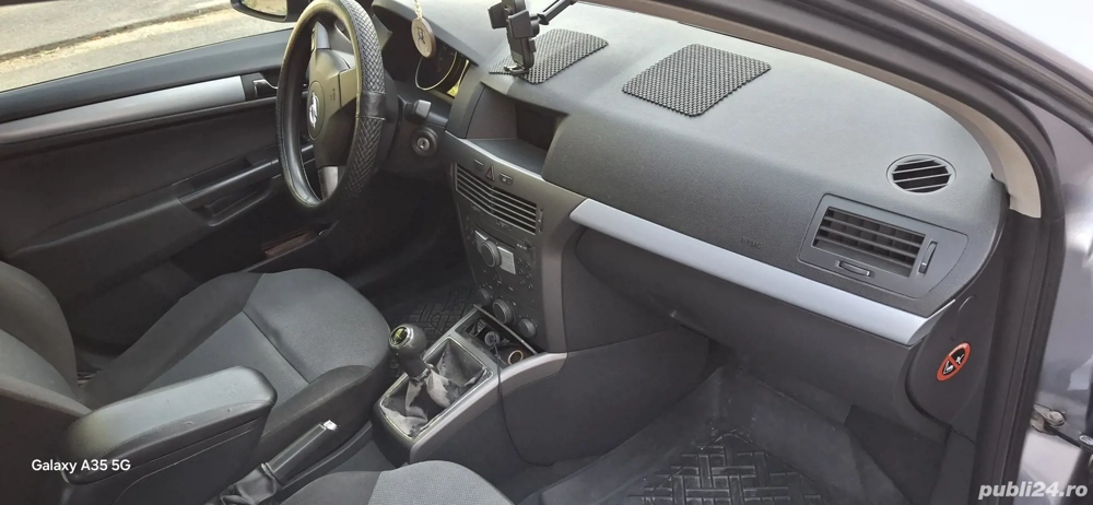 Opel Astra H 1.6 Benzină  Opel Astra H 1.6 Benzină