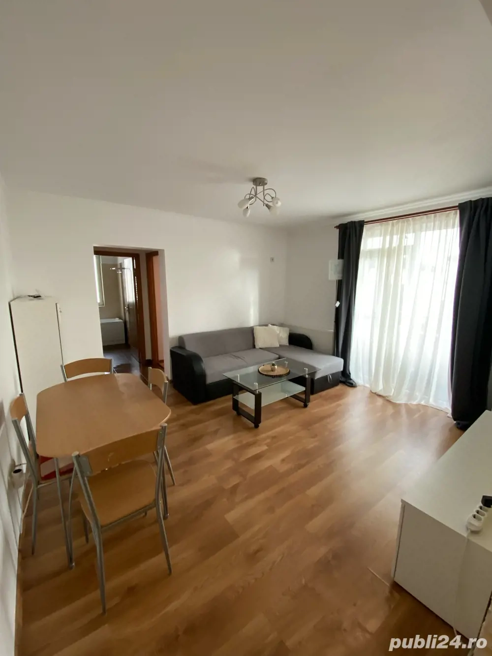 Apartament 2 camere, mobilat, utilat, bucatarie inchisa